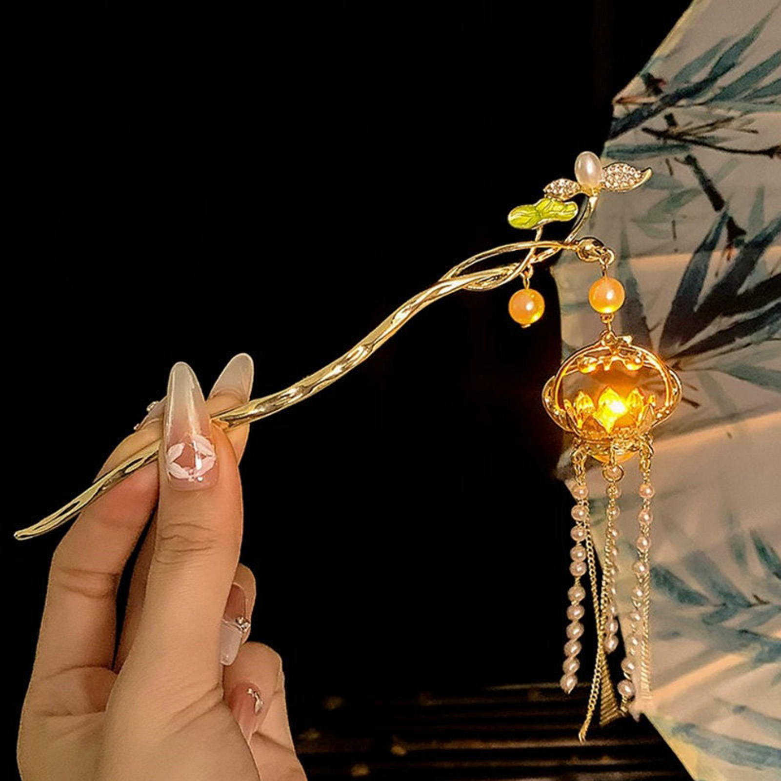 여성을위한 빛나는 꽃 머리핀 크리 에이 티브 로터스 방 - Women Accessories Trendy 리뷰 및 가격